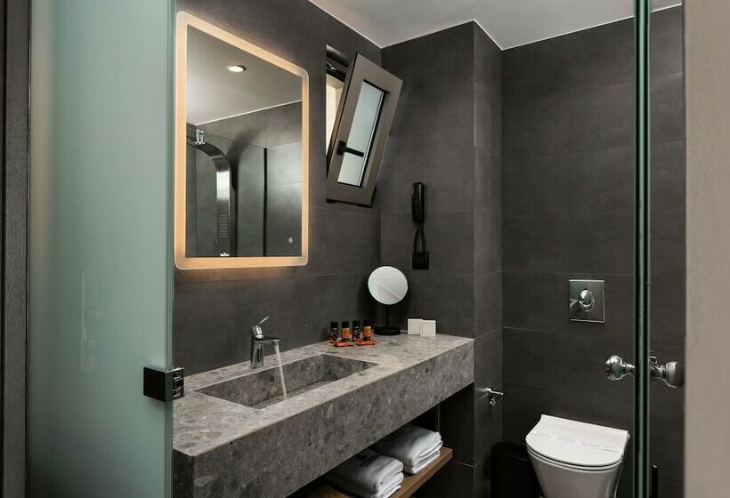 Quarto Deluxe Vista Piscina, Atlantica Amalthia Beach Hotel   Adults Only