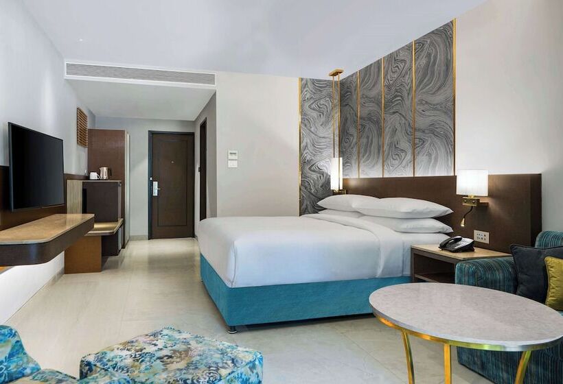 Номер Premium Вид на Бассейн, Doubletree By Hilton Hotel Goa   Arpora   Baga
