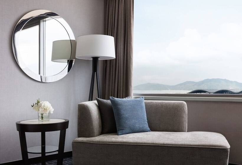 اتاق استاندارد با 2 تخت دوبل, Hong Kong Skycity Marriott
