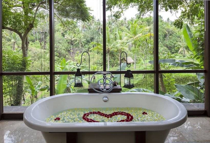 スイート（家族用）, Komaneka At Bisma Ubud
