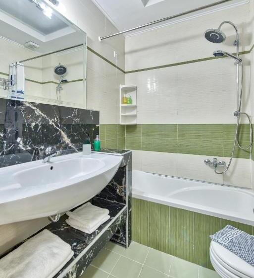 Четырехместный Номер Стандарт, Majestic Hotel & Spa