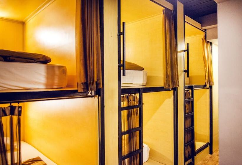 ルームシェアのワンベッド, Restu Bali