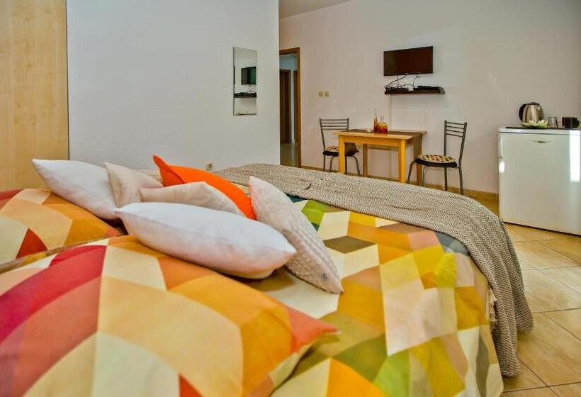 غرفة ديلوكس مزودة بشرفة, Apartments Softic