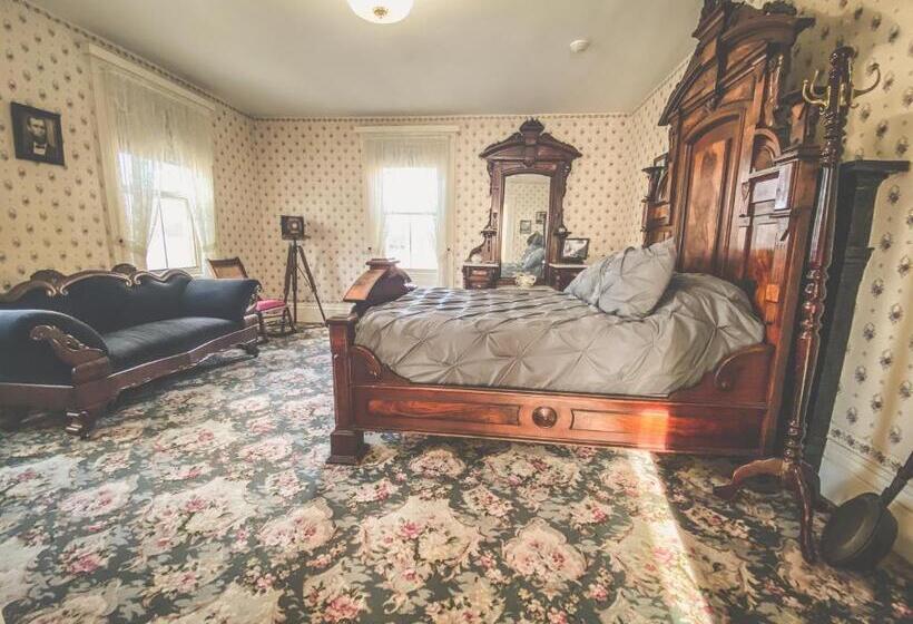 Номер Стандарт Совместная Ванная, Lizzie Borden House