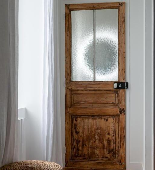 Номер Стандарт, Maison Triton Et Porcelaine