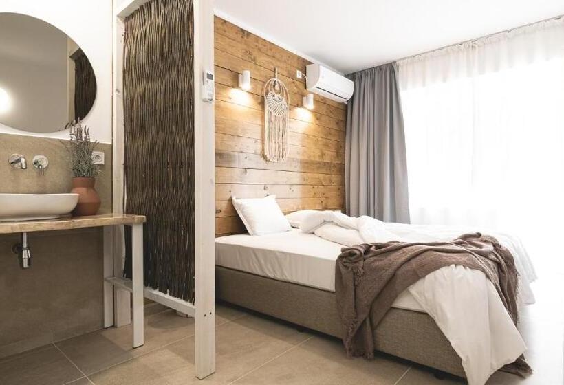 Номер Стандарт с Балконом, La Finca   Saint Vlas