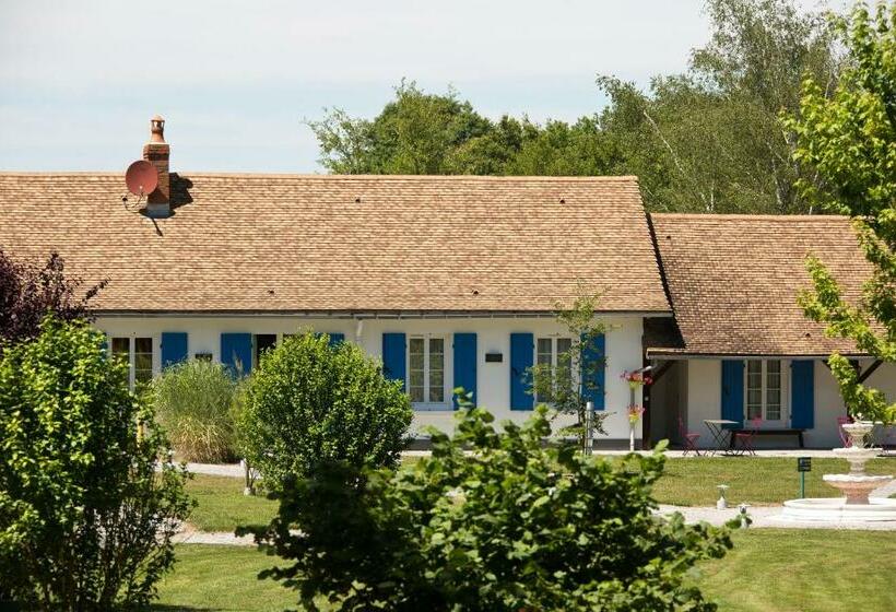 Номер Стандарт Вид на Сад, La Maison Du Lac