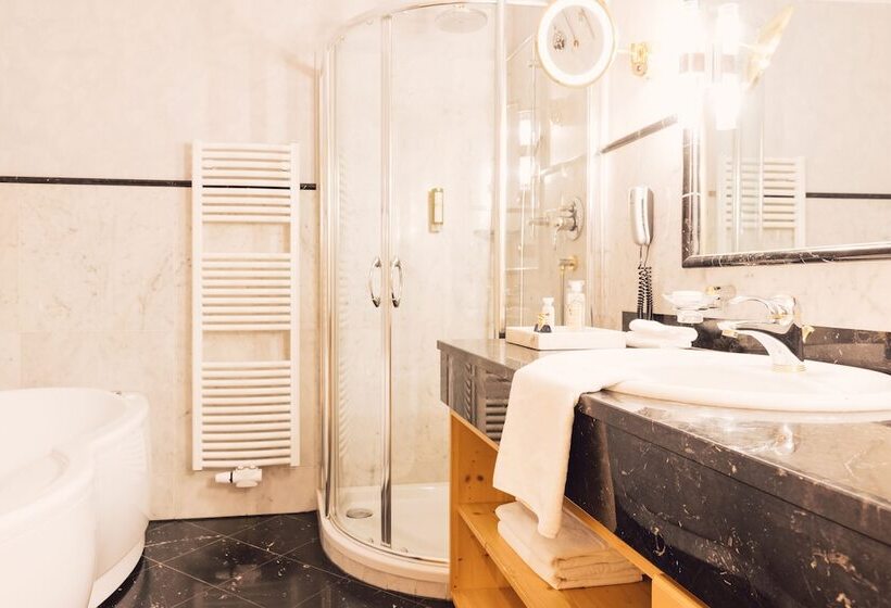 Люкс, Alpenpalace Luxury Hideaway & Spa Retreat