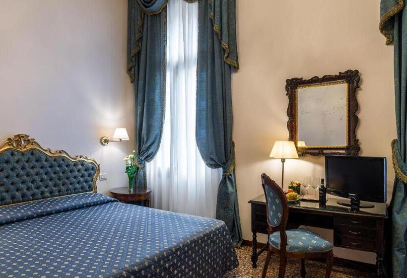 اتاق سوپریور, Locanda Sant'Agostin