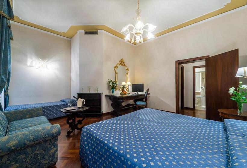اتاق سوپریور با چشم‌انداز شهر, Locanda Sant'Agostin