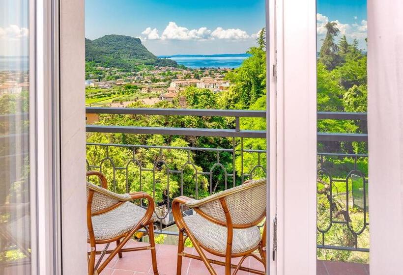 1 Bedroom Apartment Lake View, Residenza Panorama