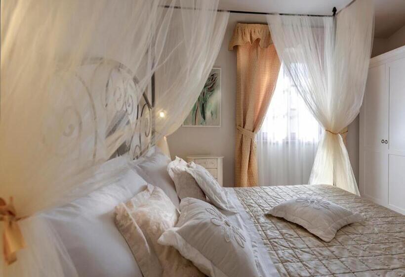 Номер Стандарт Трехместный, & Restaurant Casolare Le Terre Rosse