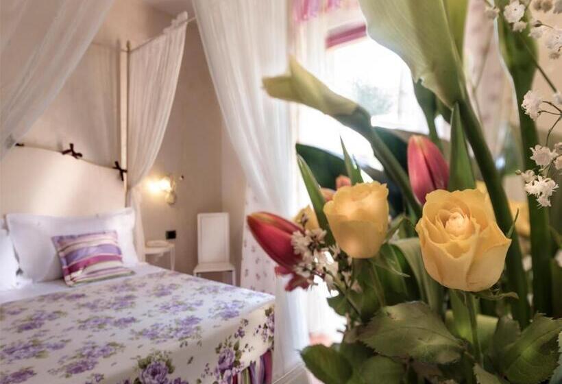 Номер Стандарт Трехместный, & Restaurant Casolare Le Terre Rosse