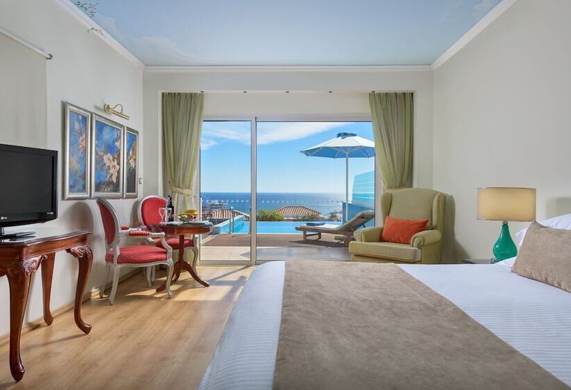Номер Deluxe Вид на Море, Atrium Prestige Thalasso Spa Resort & Villas