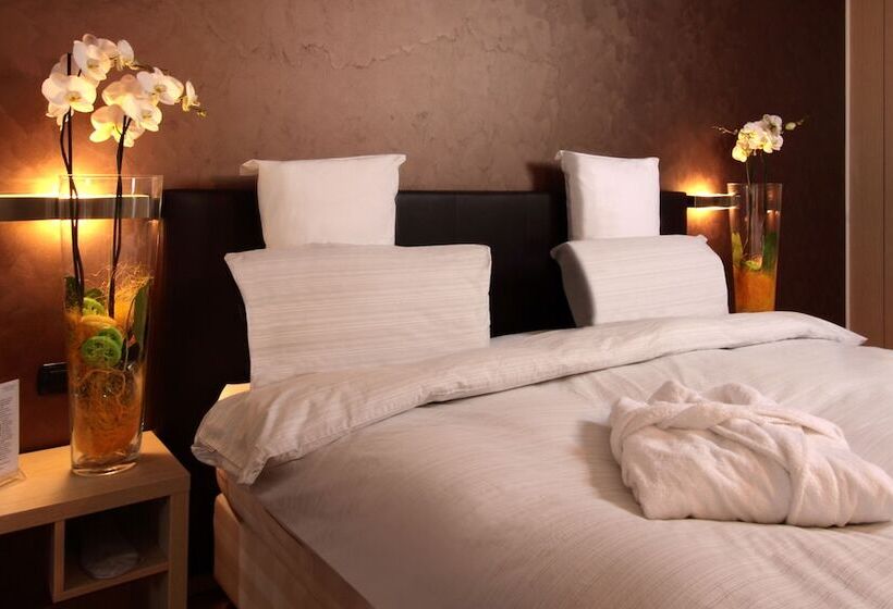Номер Executive, Euro Hotel Residence