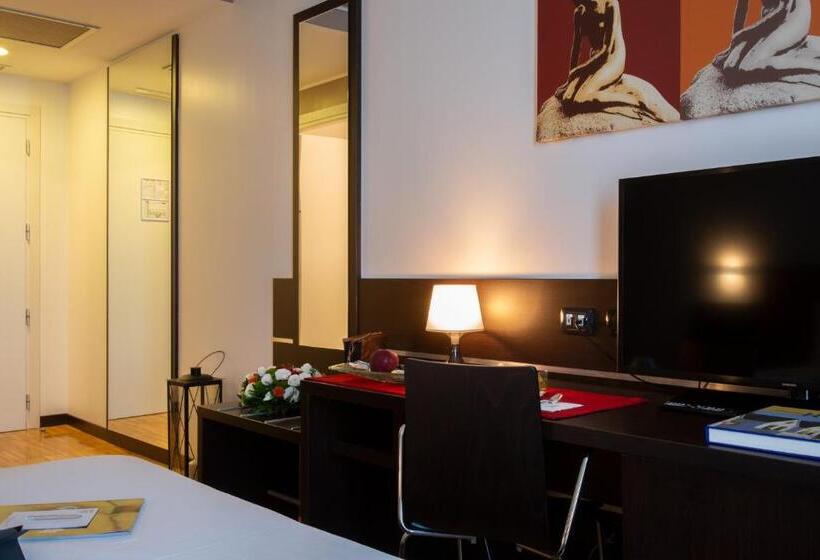 Номер Стандарт Адаптированный для Инвалидов, Euro Hotel Residence