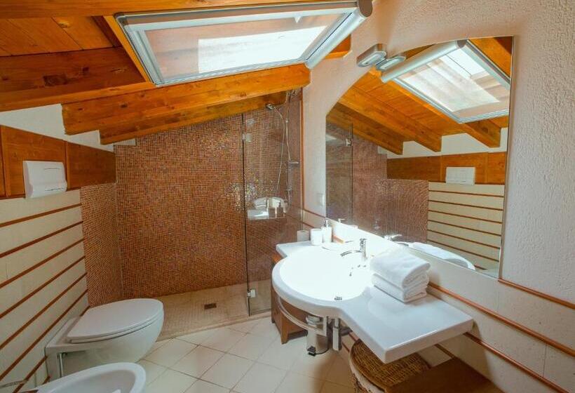 Апартаменты 3 Спальни, Ollastu