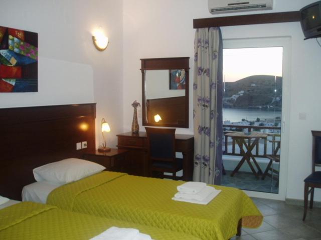Triple Room Sea View, Rita S Place