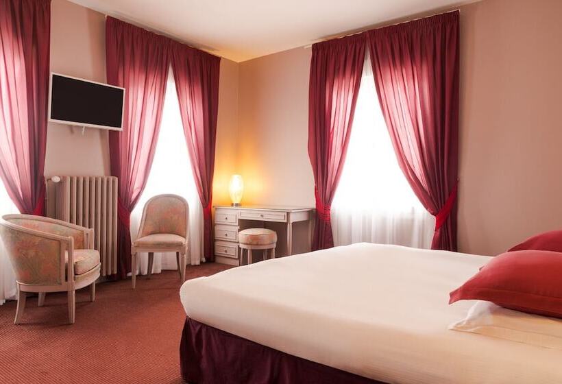 Номер Superior, Grand Hôtel De Courtoisville