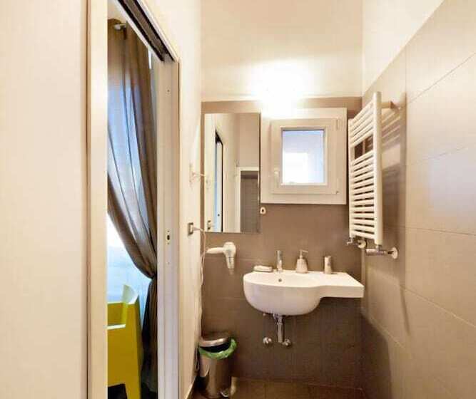 Habitación Triple Estándar, B&b Roma Royal Residence