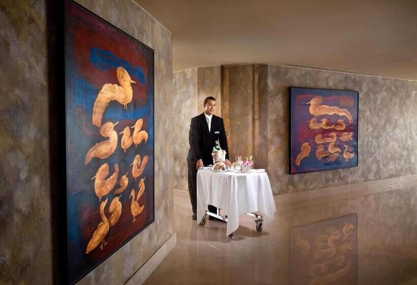 סוויטה דלוקס, Kempinski Nile Hotel, Cairo