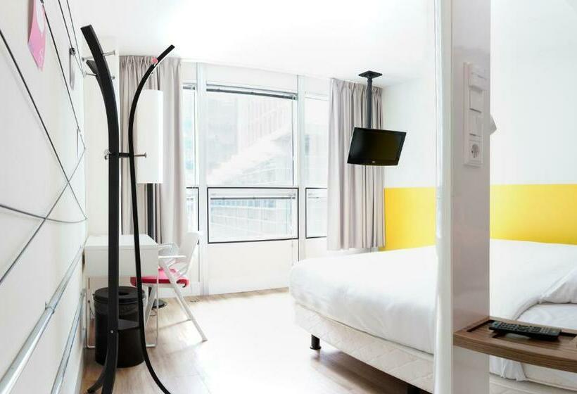 Standard Room, Qbic Amsterdam Wtc