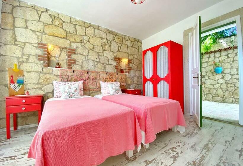 Номер Стандарт, Kesre Otel Alacati