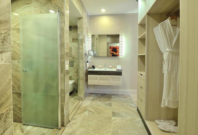 Четырехместный Номер Стандарт, Sianji Wellbeing Resort