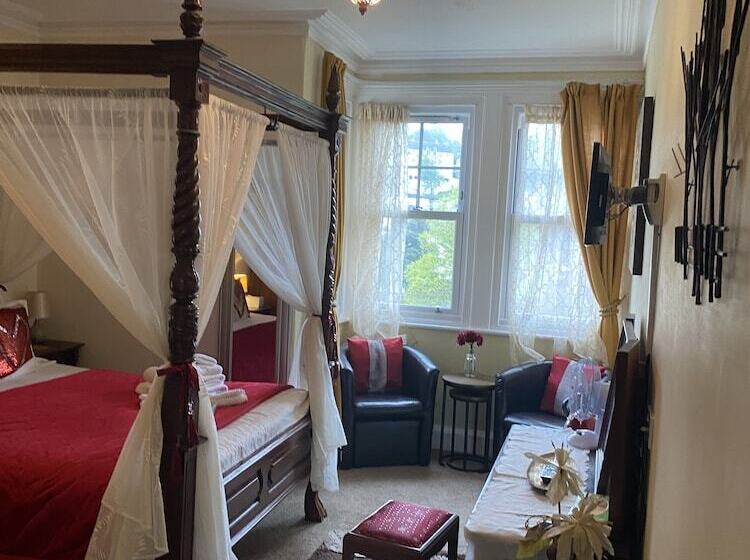 غرفة قياسية, The Palms Guest House