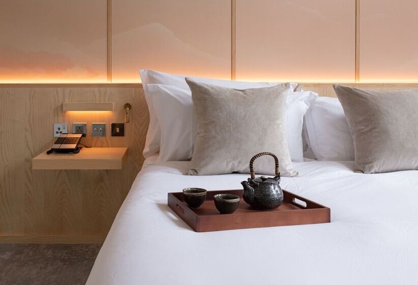 Номер Deluxe, The Prince Akatoki London