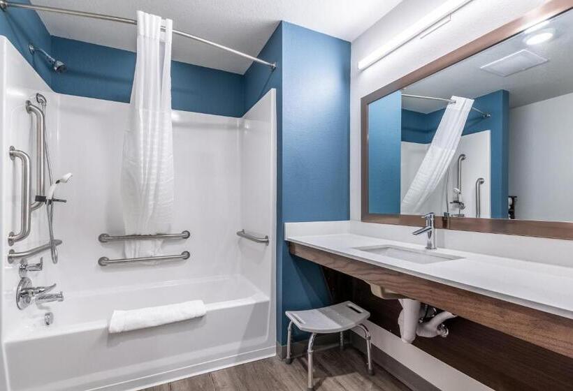 장애인을 위한 킹사이즈 침대 스탠다드 룸, Woodspring Suites Gurnee  Chicago