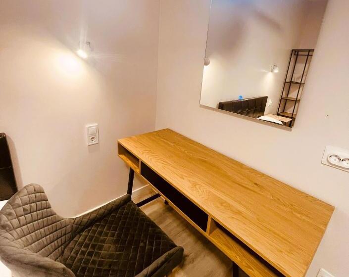 غرفة قياسية, Colibri