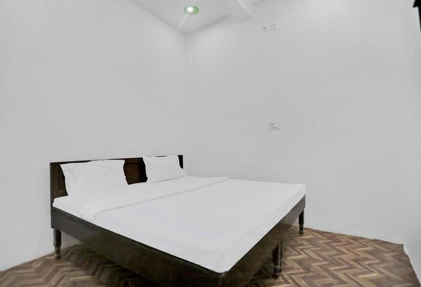 3-Bett-Standardzimmer, Spot On Shashank Plaza