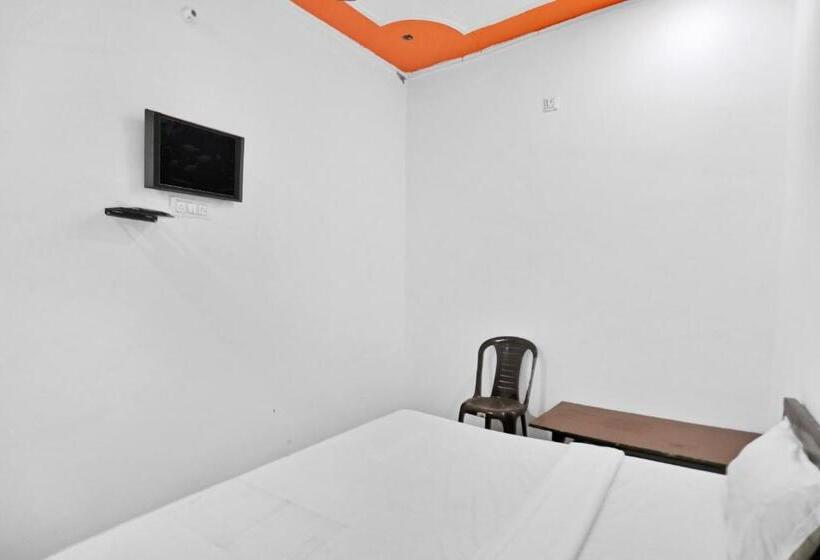 3-Bett-Standardzimmer, Spot On Shashank Plaza