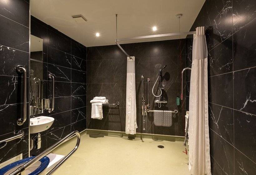 장애인을 위한 스탠다드 룸, Keavan S Port Hotel , Dublin