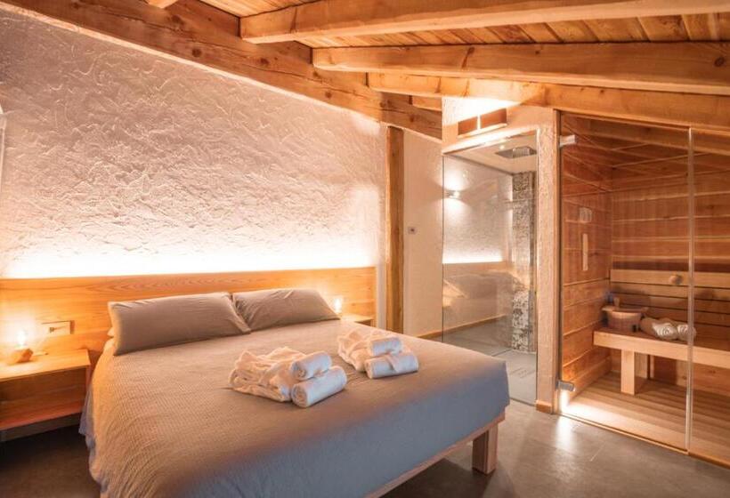 발코니 디럭스 룸, Chalet Noèr