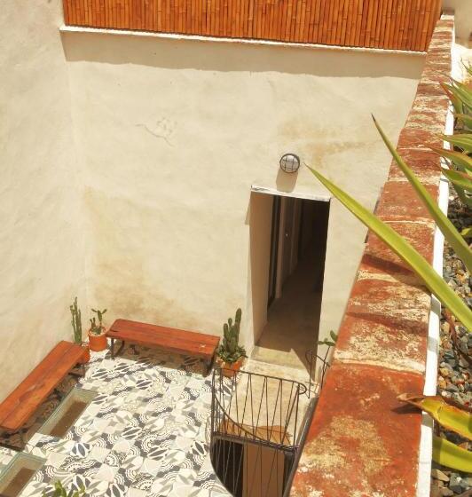آپارتمان 1 خوابه با بالکن, Fixie Lofts Slow Life Villa