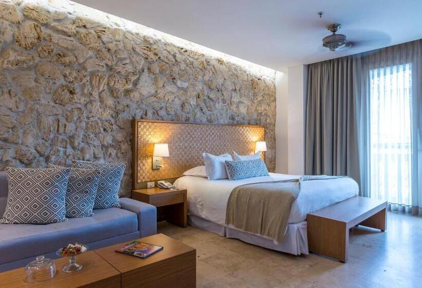 اتاق لوکس, Blue Diamond Club At Movich Cartagena