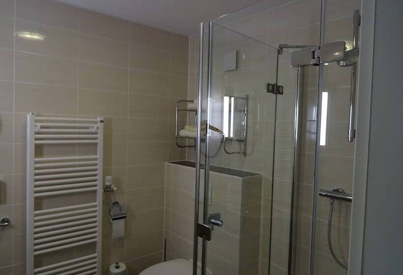 Номер Стандарт Трехместный, Gasthof Hotel Zum Ross