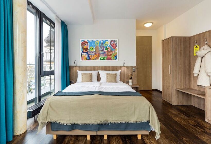 اتاق استاندارد, Koncept Hotel Benedikt