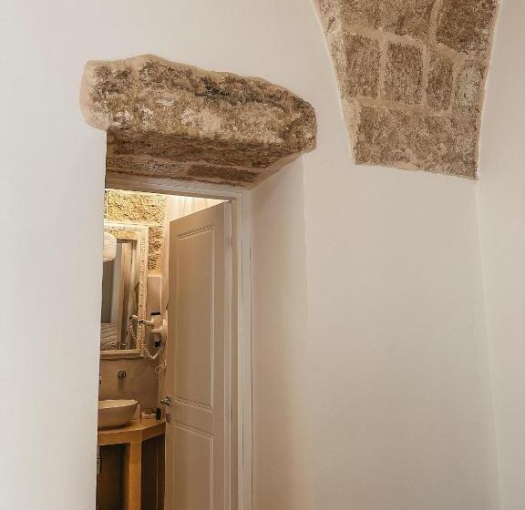 Трехместный Номер Deluxe, Palazzo Alma Luxury Rooms