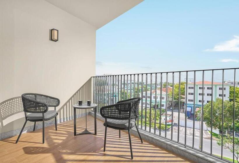 اتاق لوکس با تخت بزرگ, Fairfield By Marriott South Binh Duong