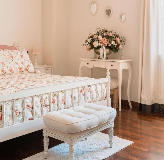 اتاق خانوادگی با چشم‌انداز باغ, Villa Diletta B&b
