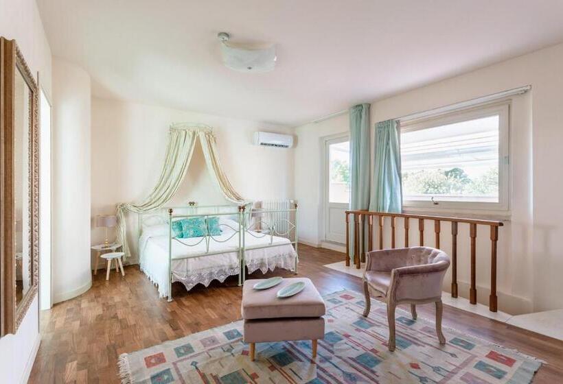 سوئیت جونیور با تراس, Villa Diletta B&b