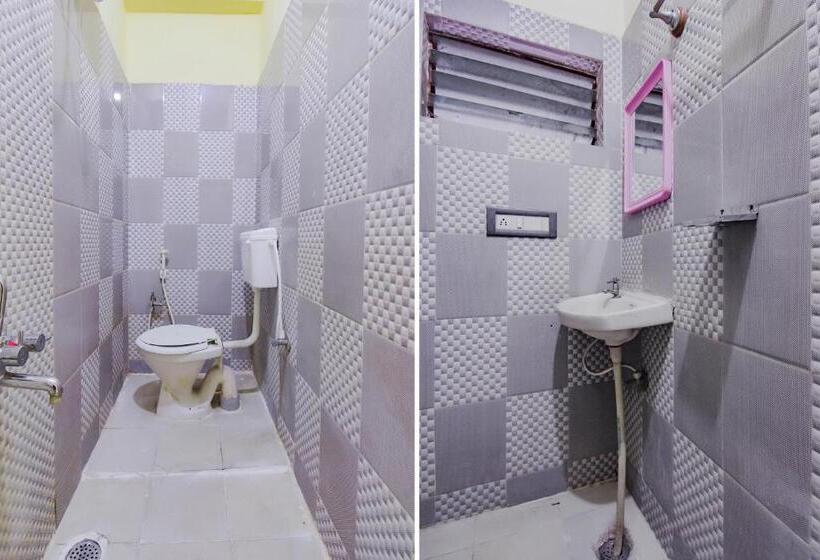 חדר סטנדרט לשלושה, Spot On 77346 H K Residency