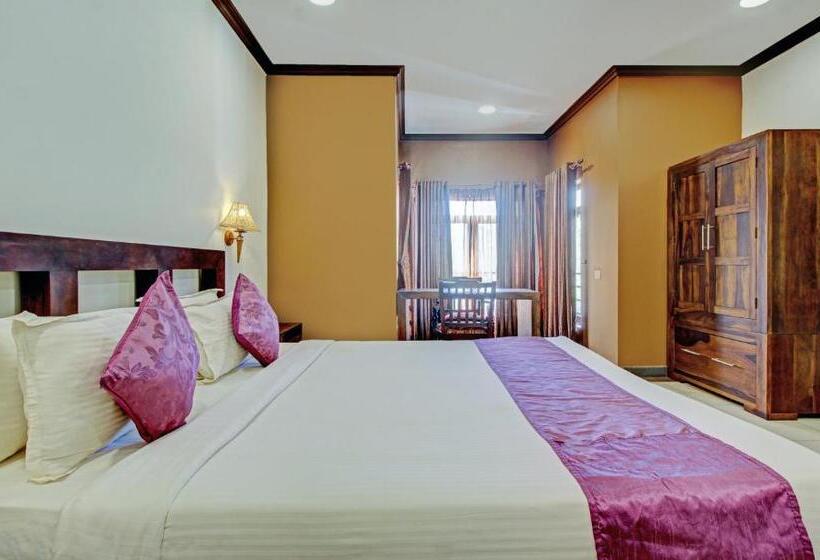 标准间, Treebo Premium Travancore Palace Cherthala