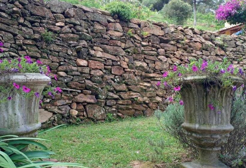샬레, Pousada Vilarejo Das Oliveiras