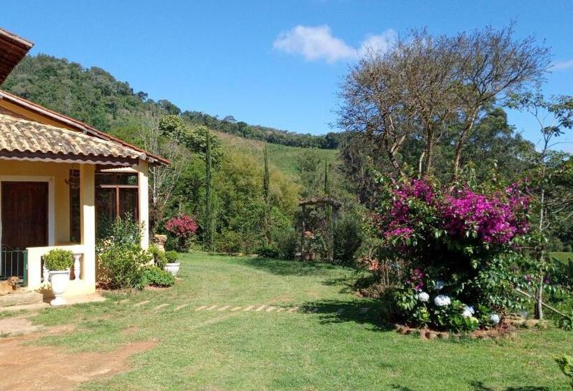 샬레, Pousada Vilarejo Das Oliveiras