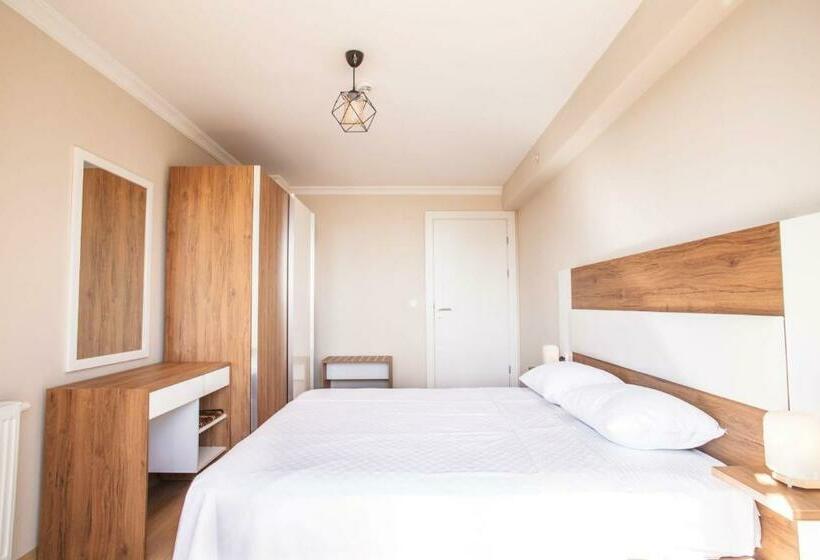 اتاق لوکس چهار تخته, Emin Residence