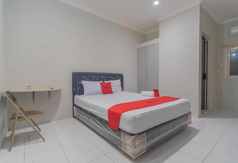 Номер Стандарт, Reddoorz Plus At Bukit Cinta Street Balikpapan